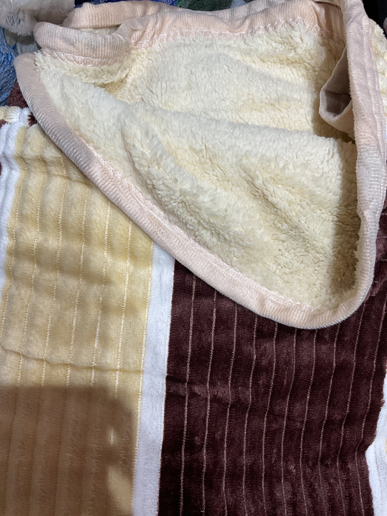 Frazada aborregada 0477