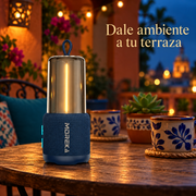 Bocina con lámpara MOREKA-441 sobre una mesa en terraza cubierta